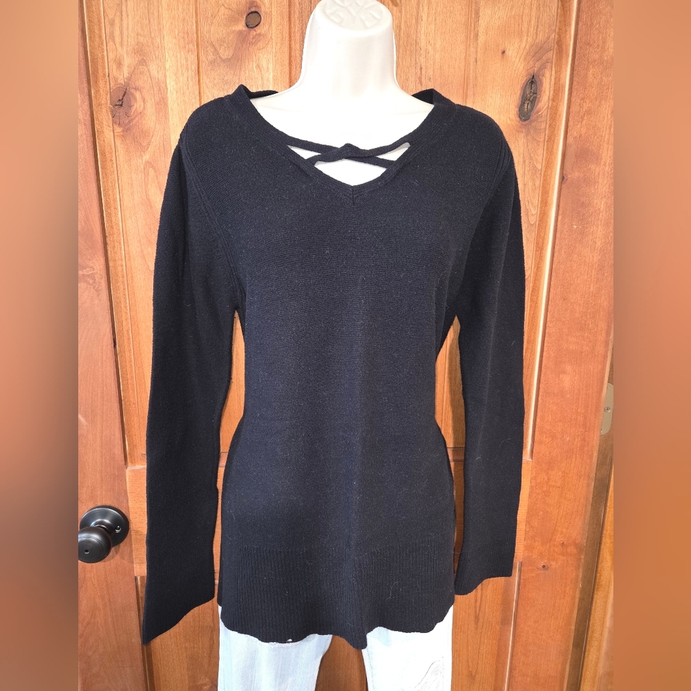 Relativity‎ Black Knit Sweater